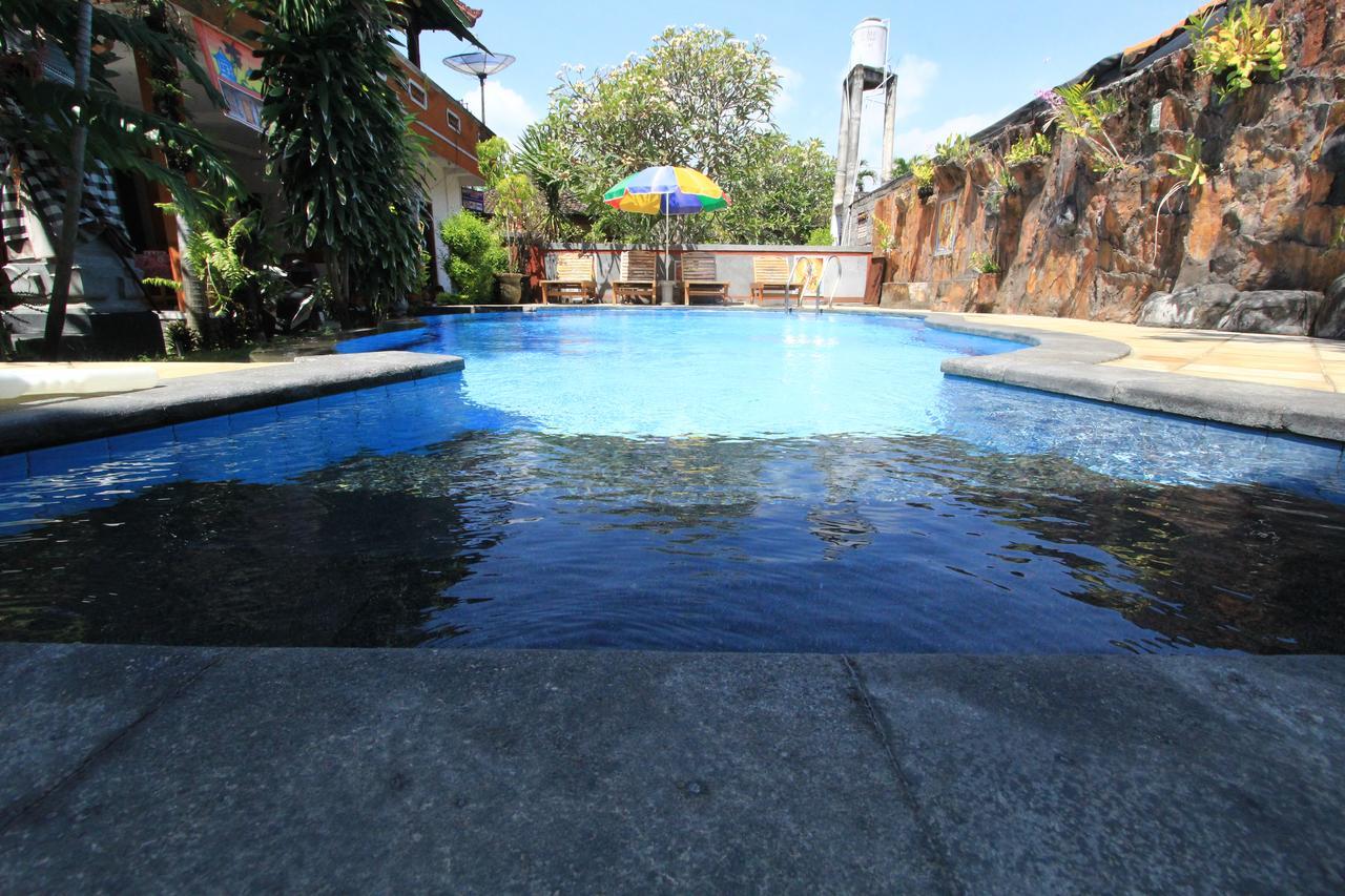 Hotel Pondok Wisata Elsa 2 Lovina Zewnętrze zdjęcie