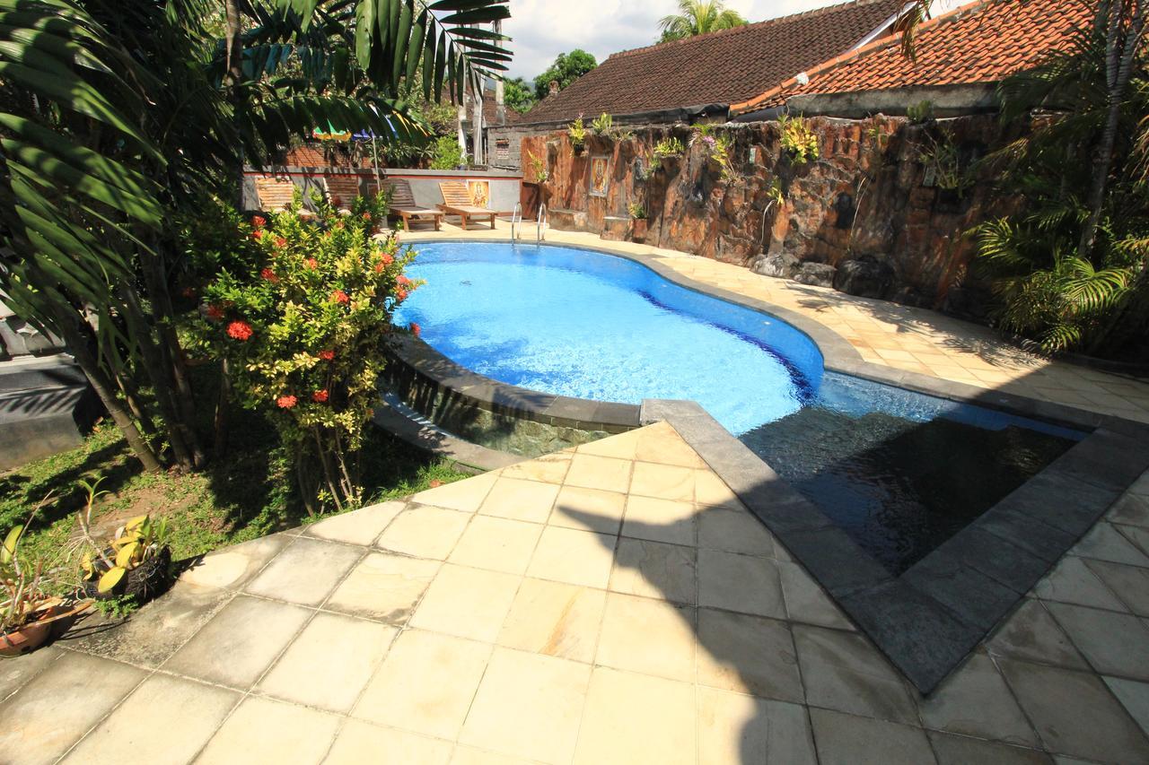 Hotel Pondok Wisata Elsa 2 Lovina Zewnętrze zdjęcie