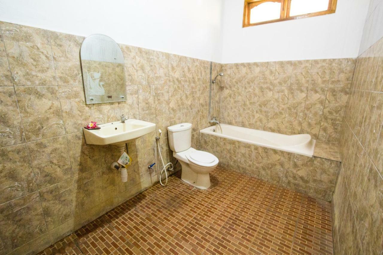Hotel Pondok Wisata Elsa 2 Lovina Zewnętrze zdjęcie